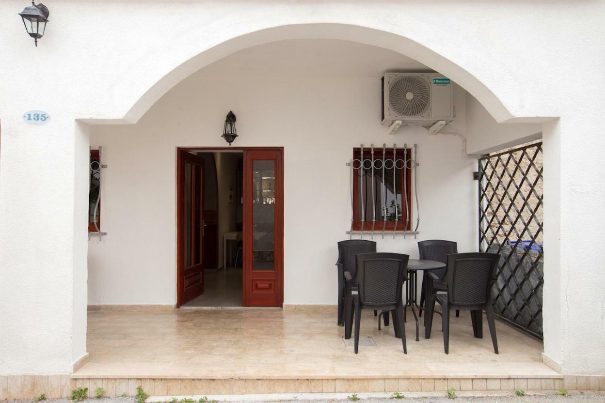 Apartman Marelux Premantura Esterno foto